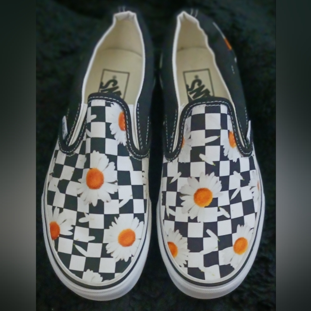 NEW vans size 7 women